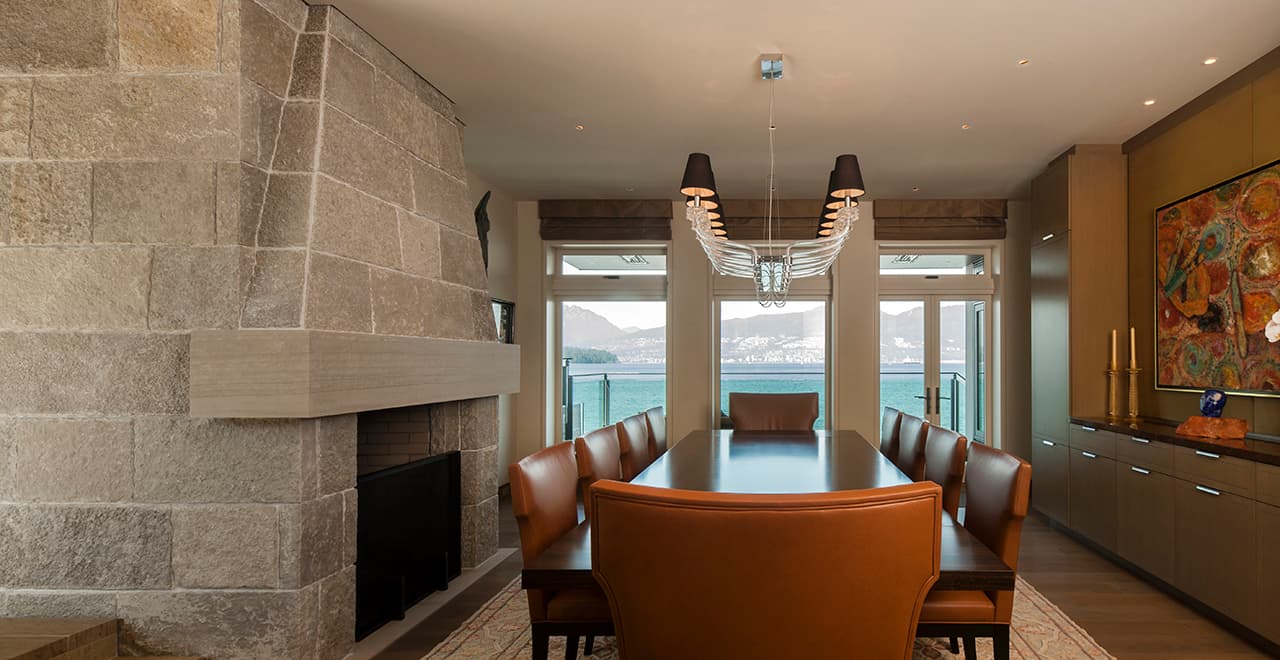 Cheminée en pierre naturelle — réalisation 5