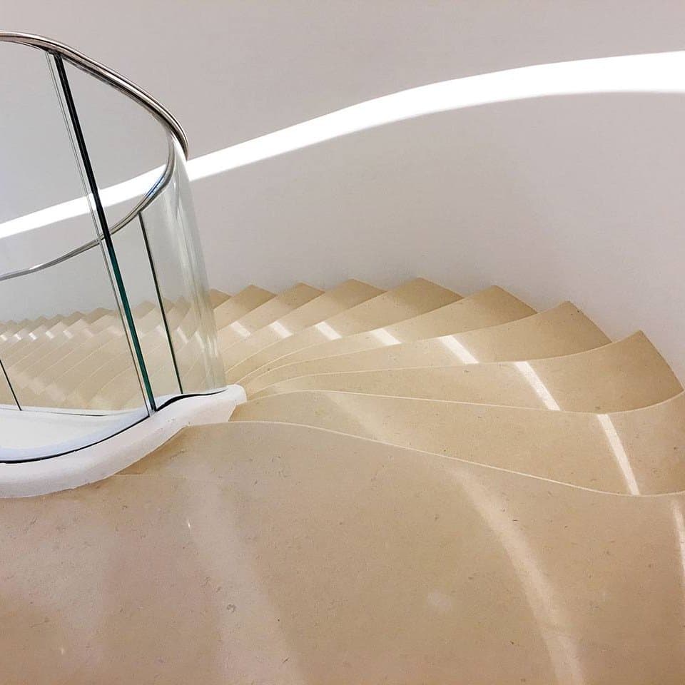 Escalier en pierre naturelle — réalisation 3