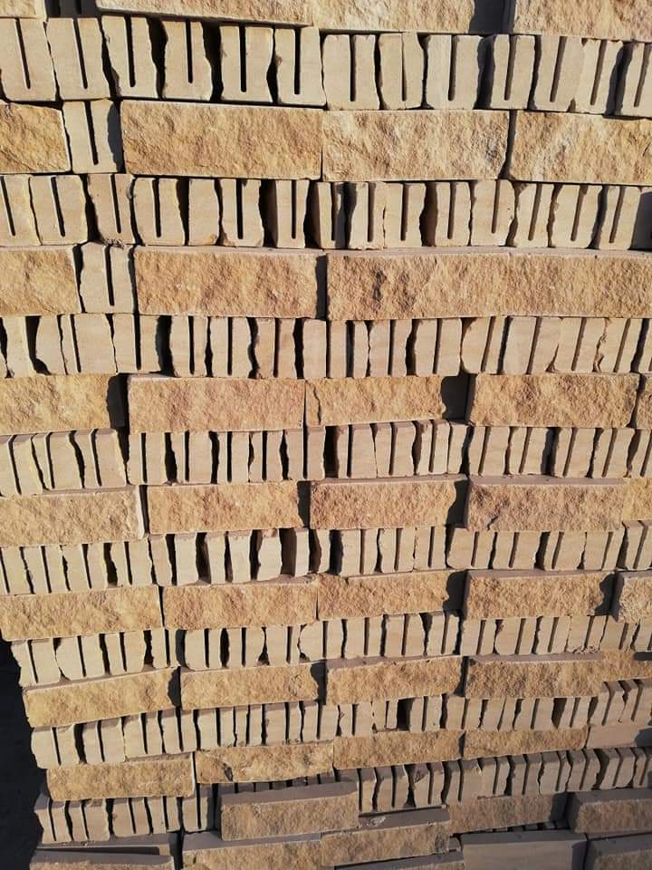 Pierre de Taza L'Éclaté vue 3